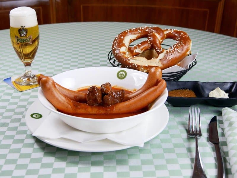 Restaurants & cafés