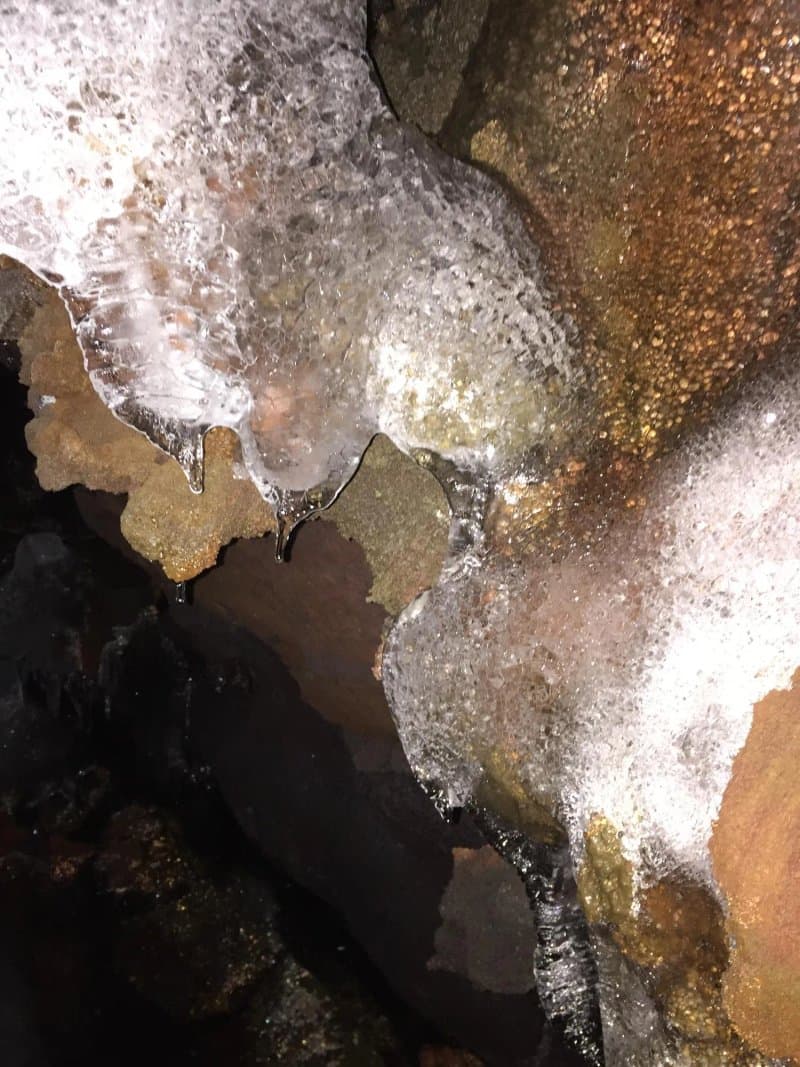 Lofthellir Lava Cave