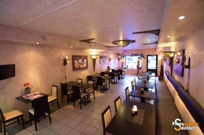 Restaurants & cafés
