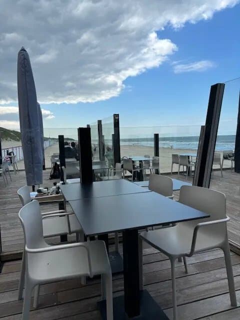 Strandpaviljoen Lage Duintjes