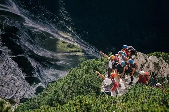 Explore-Share Triglav Climbing Tours