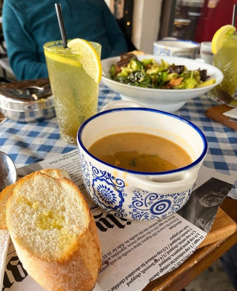 Restaurants & cafés