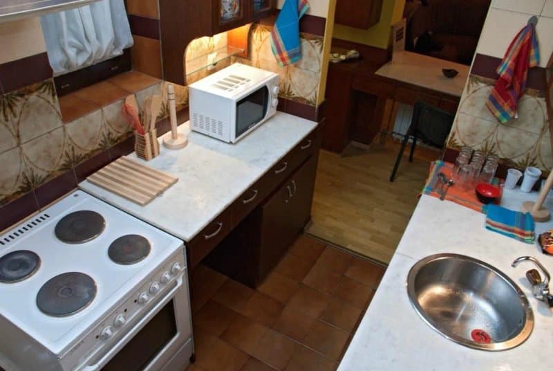 Traveler's Hostel