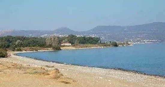 Latsi Beach