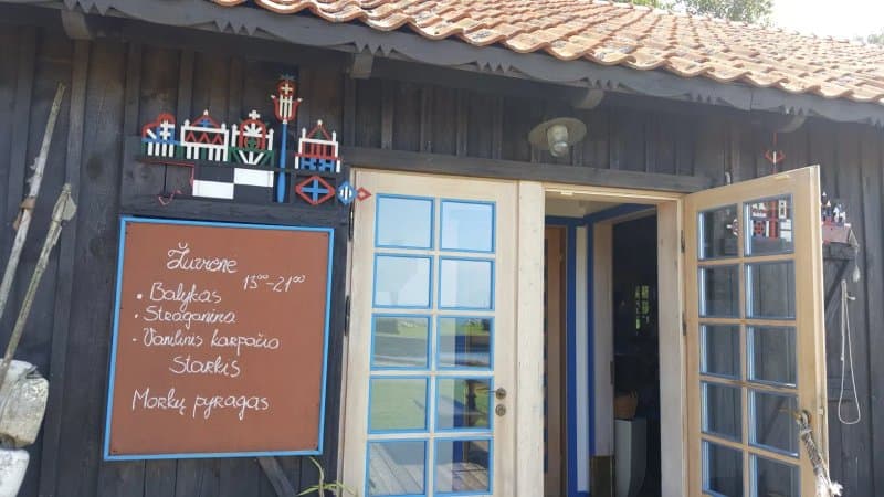 Restaurants & cafés