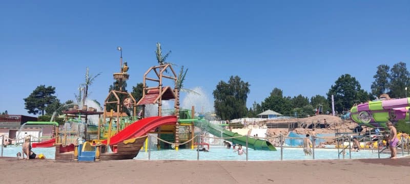 Skara Sommarland Stugby och Camping