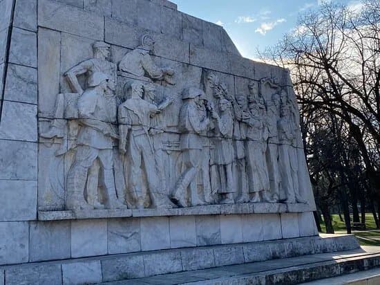 Monument To The Unknown Soldier