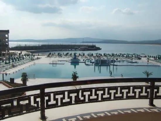 Pelican Hotel