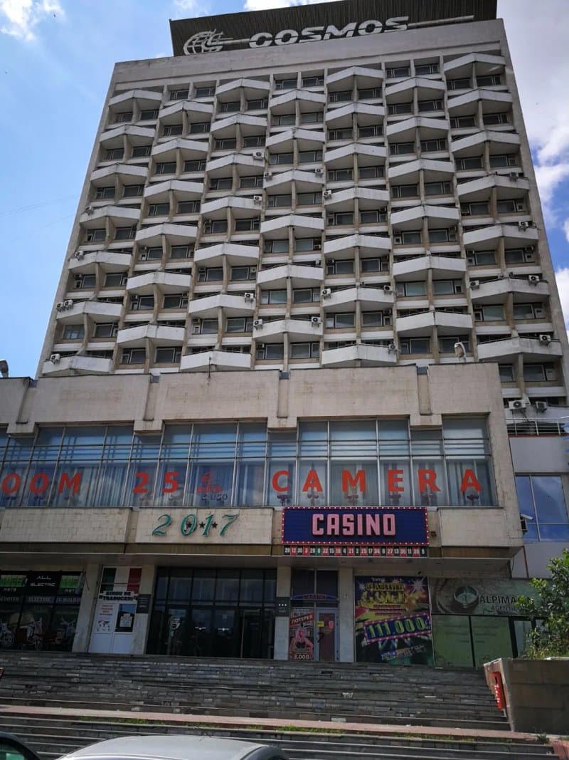 Cosmos Hotel