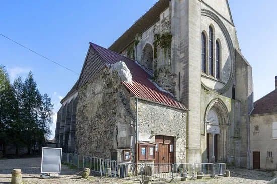 Chapelle Royale Saint-Frambourg