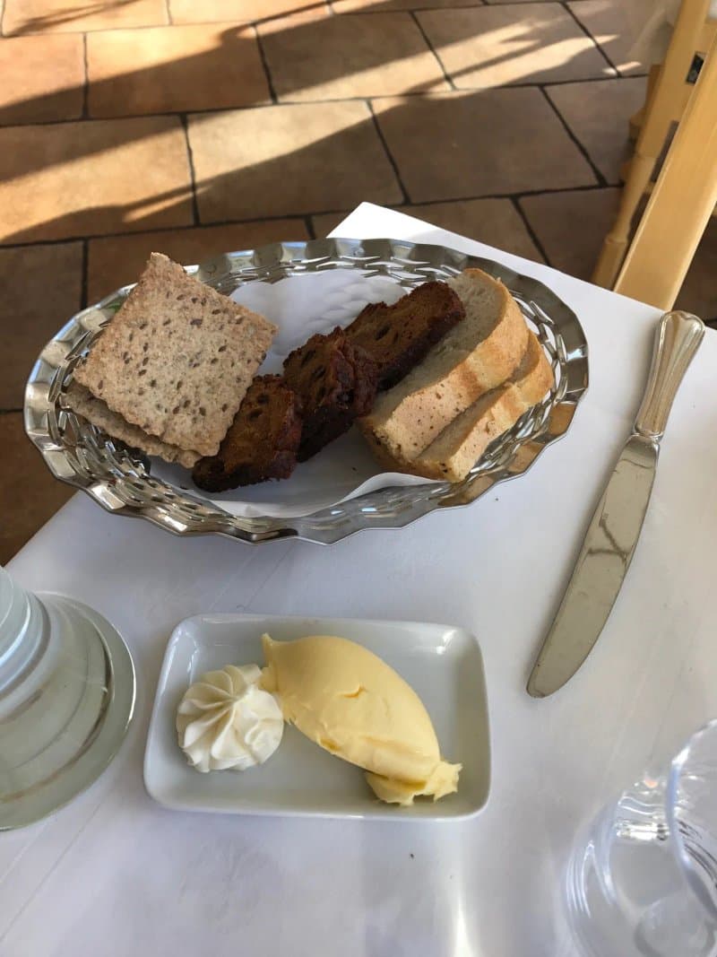 Restaurants & cafés