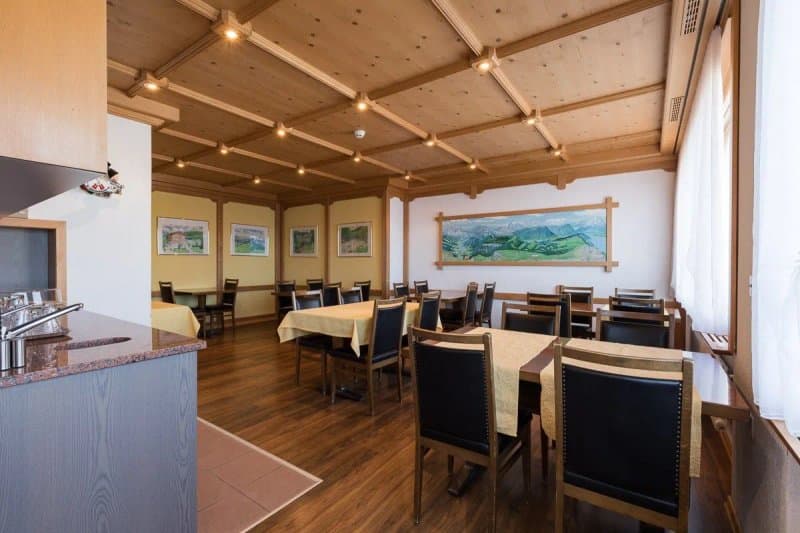 Hotel & Restaurant Alpina