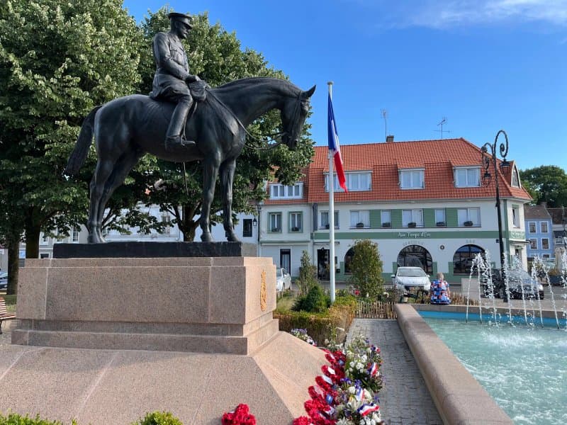 Statue Equestre De Douglas Haig