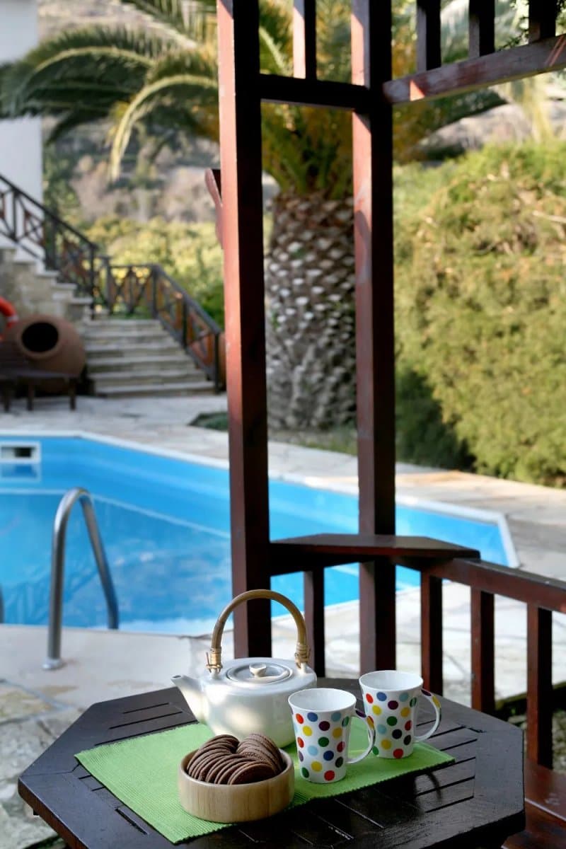 Z&X Holiday Villas