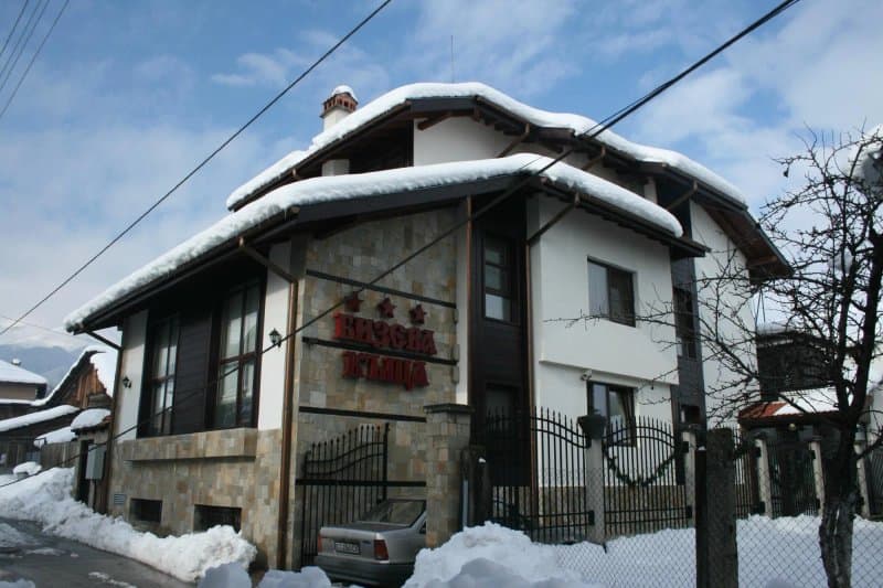 Hotel Bizev