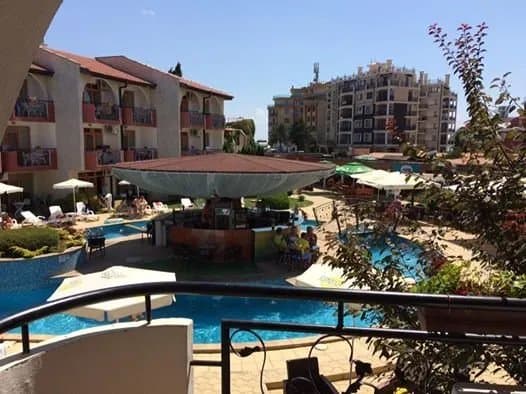 Sunrise Club Hotel