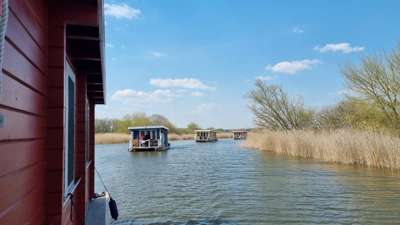 BunBo das Bungalowboot