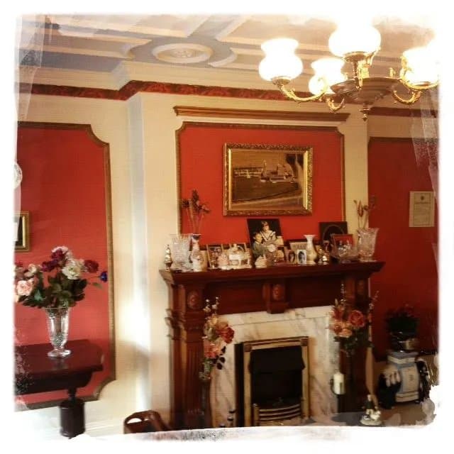 Ballingowan House