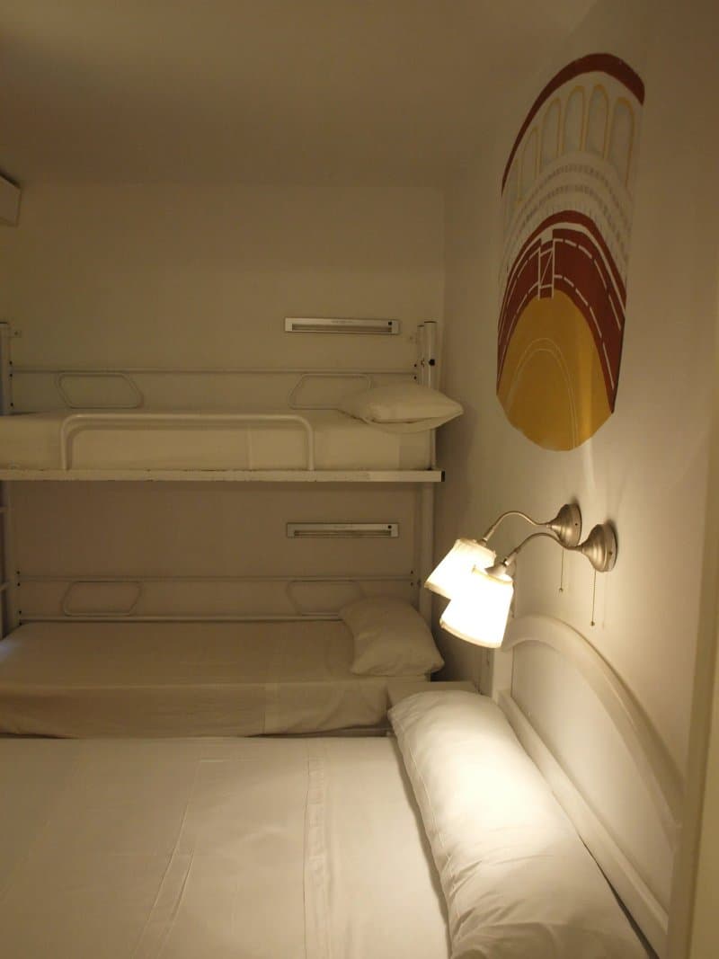 Hostal Arias