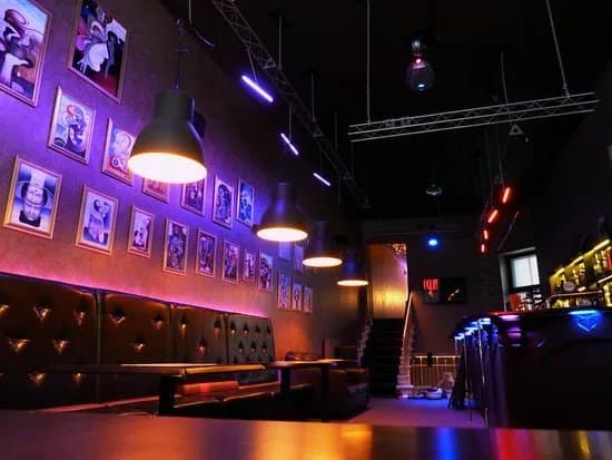 Solanka 33 Bar