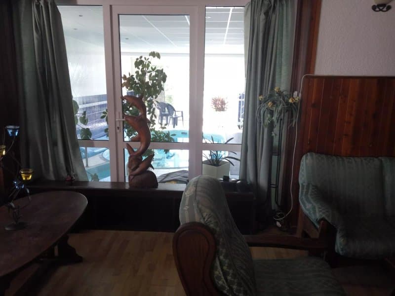 Relax House