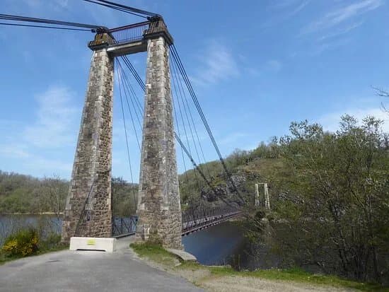 Pont suspendu de Saint Marien