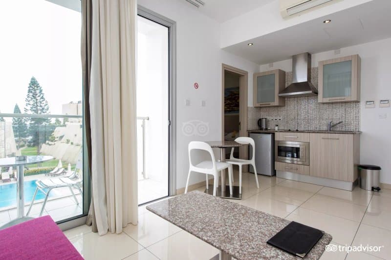 Frixos Suites Hotel Apts