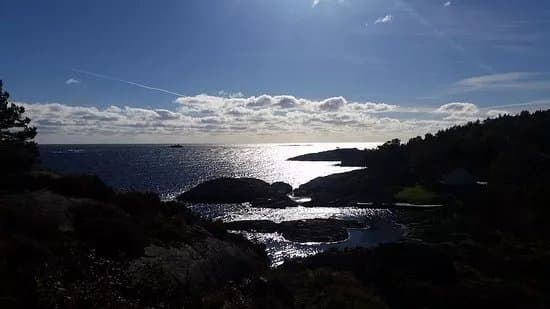 Kalvoysund Fort