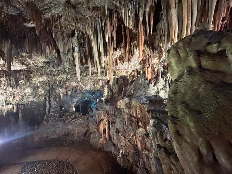 Drogarati Cave