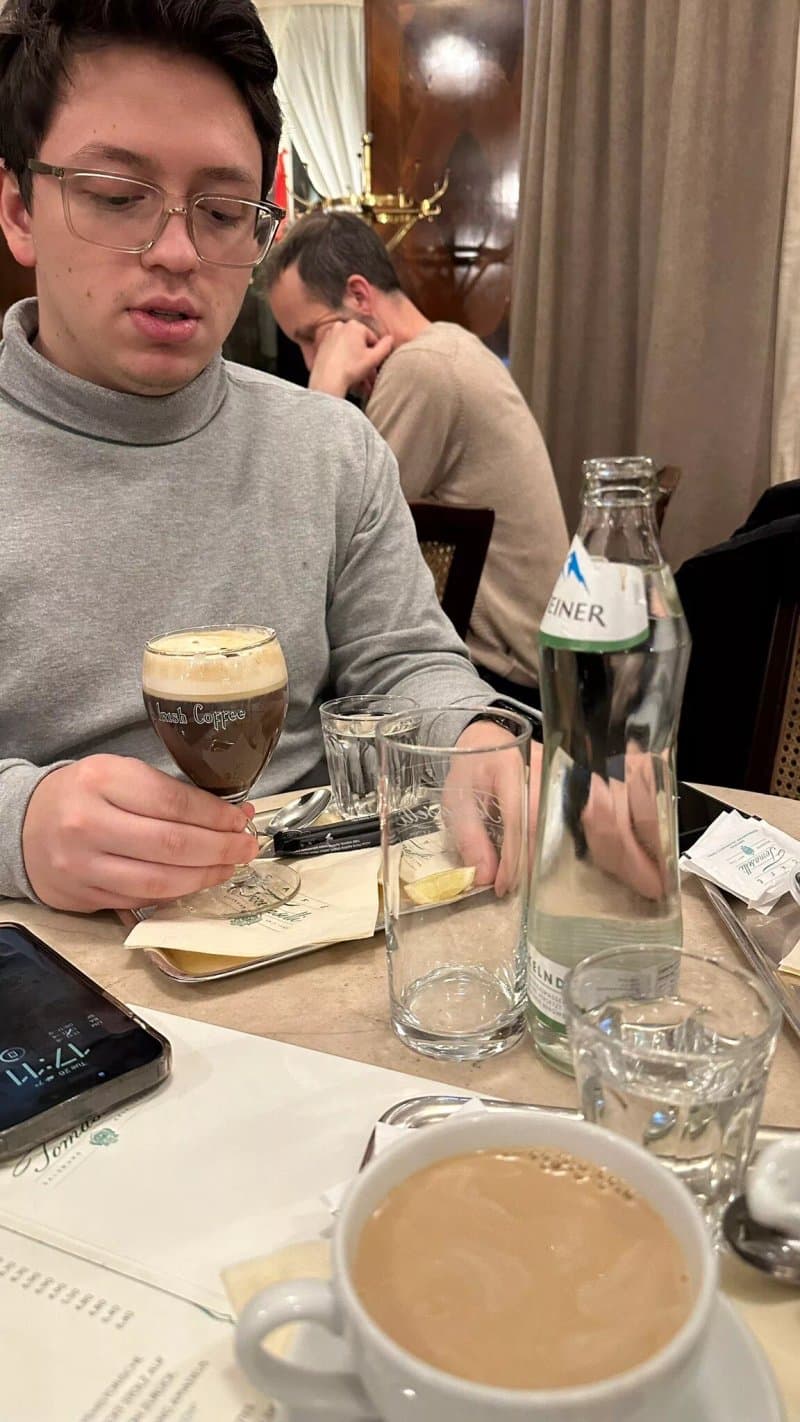 Restaurants & cafés