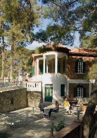Semiramis Hotel