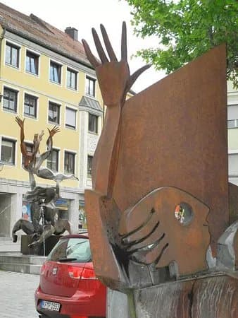 Erostischer Brunnen - Peter R. Muller