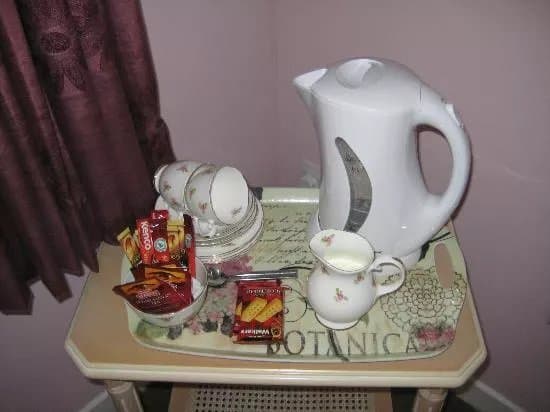 Airport Orchard Bed and Breakfast