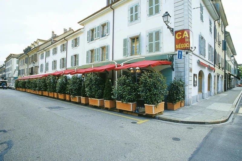 Cafe Des Negociants