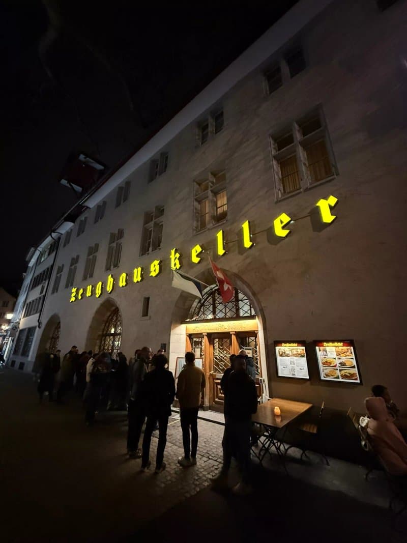 Restaurants & cafés