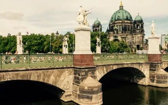 Schlossbrucke