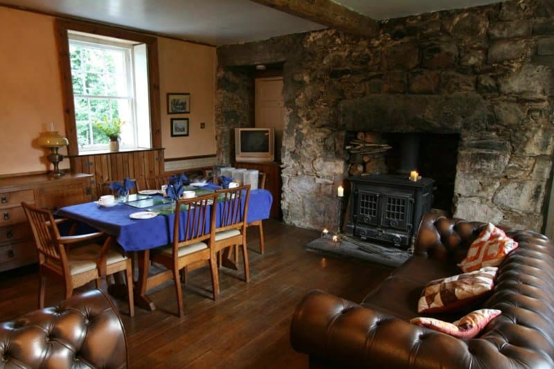 Claonairigh House
