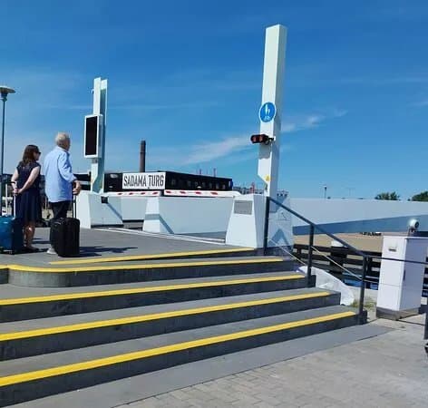 Admiral Pedestrian Bridge