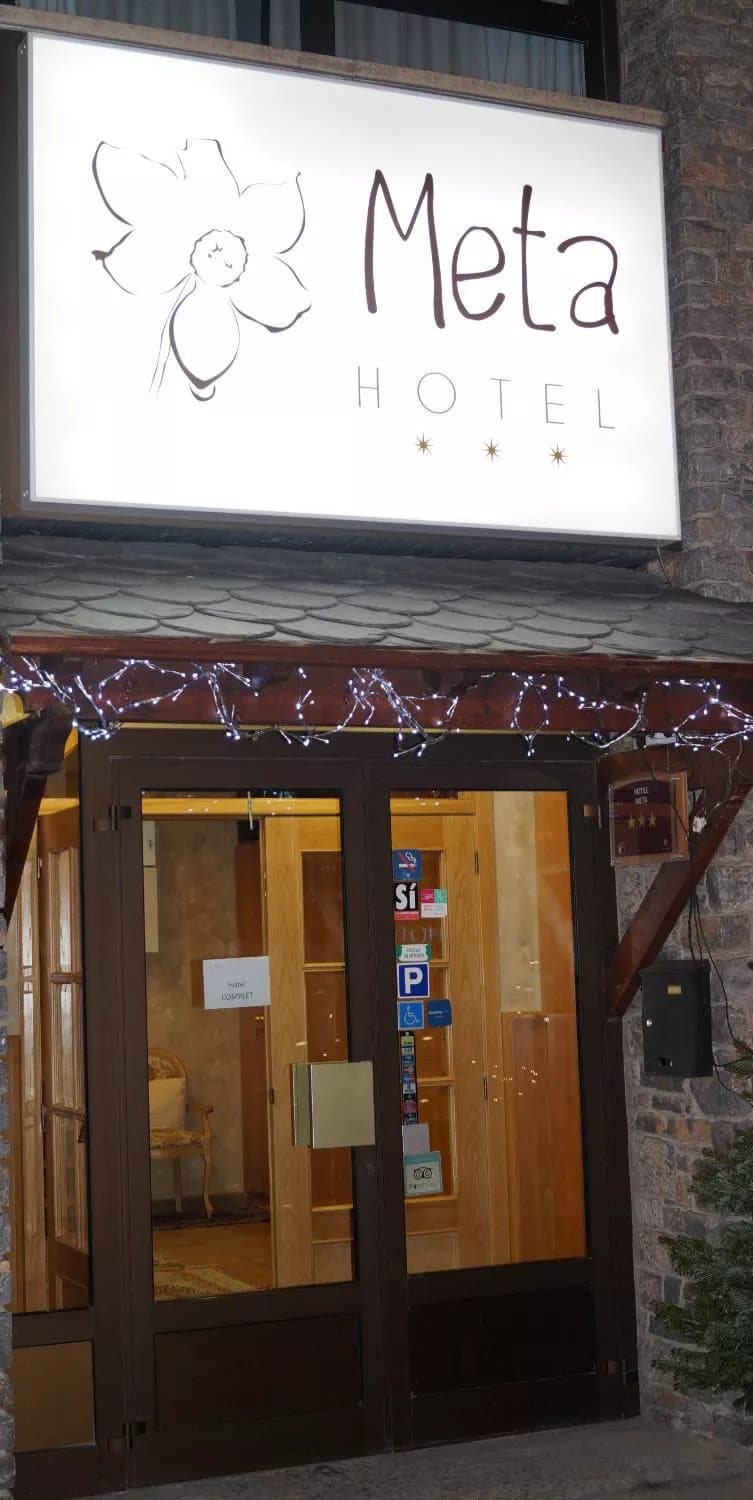 Hotel Meta