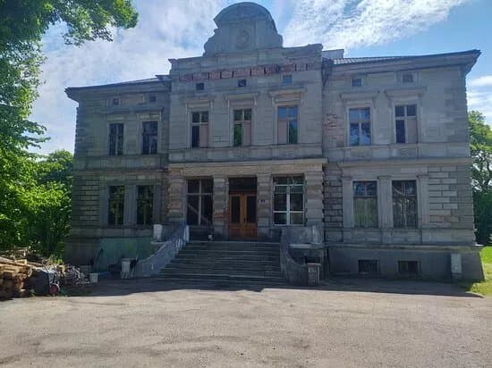 Palac w Krzywaniu