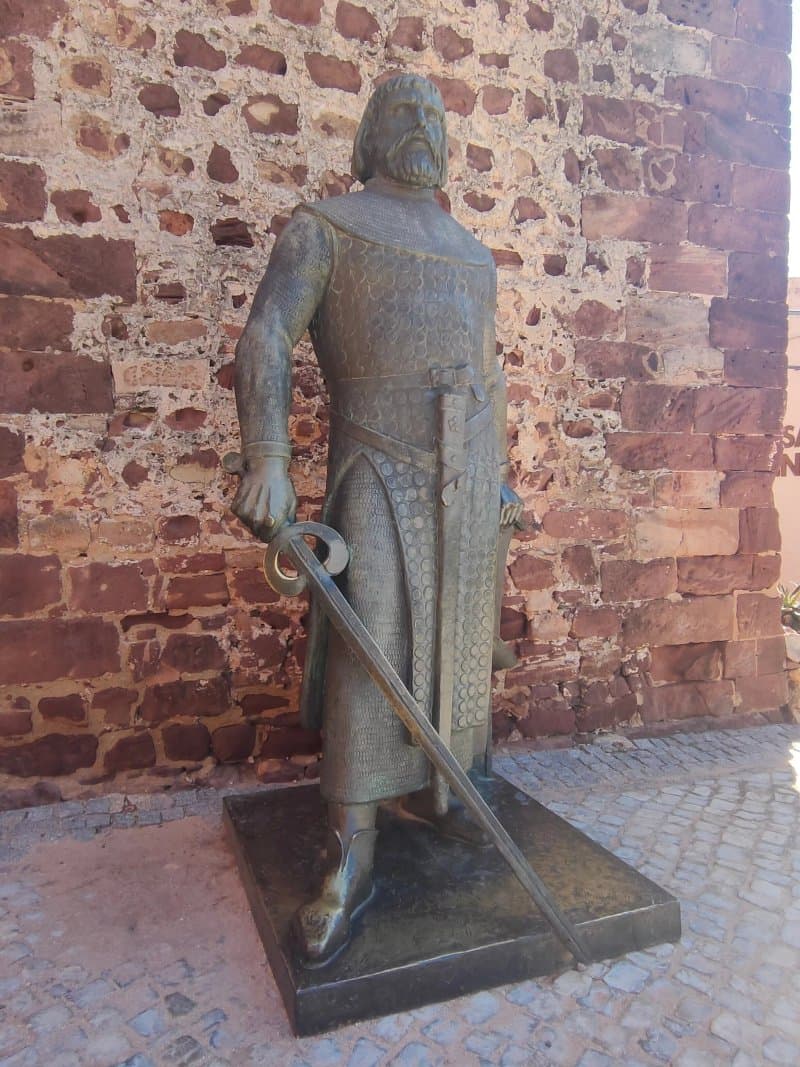 Statue Dom Sancho 1