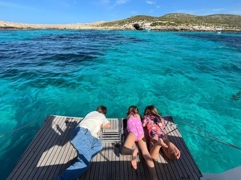Feel The Seas