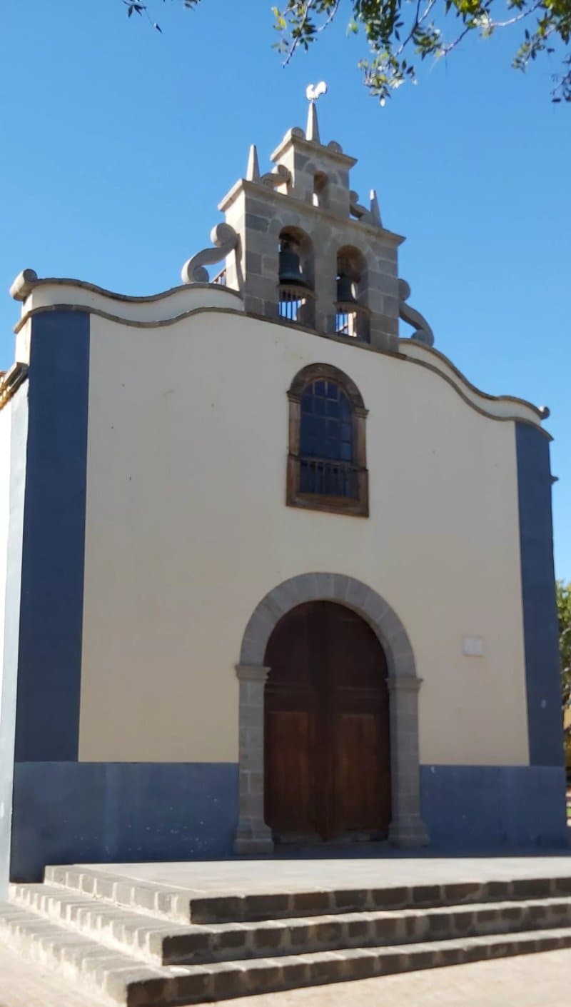 Plaza Del Cristo De La Salud De Arona