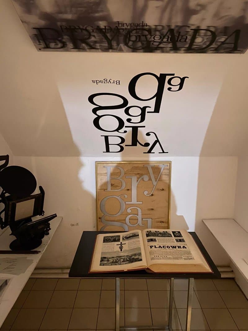 Book Art Museum