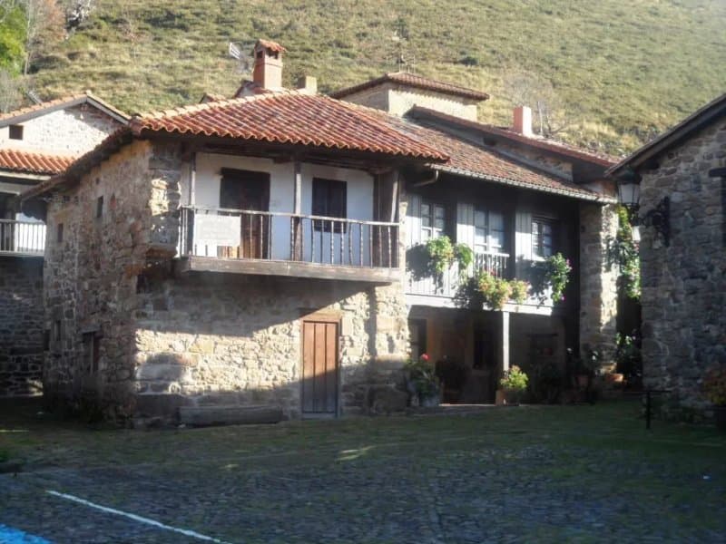 Bárcena Mayor Historic Village