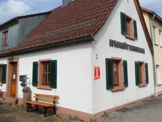 Tourist Information Luftkurort Trippstadt