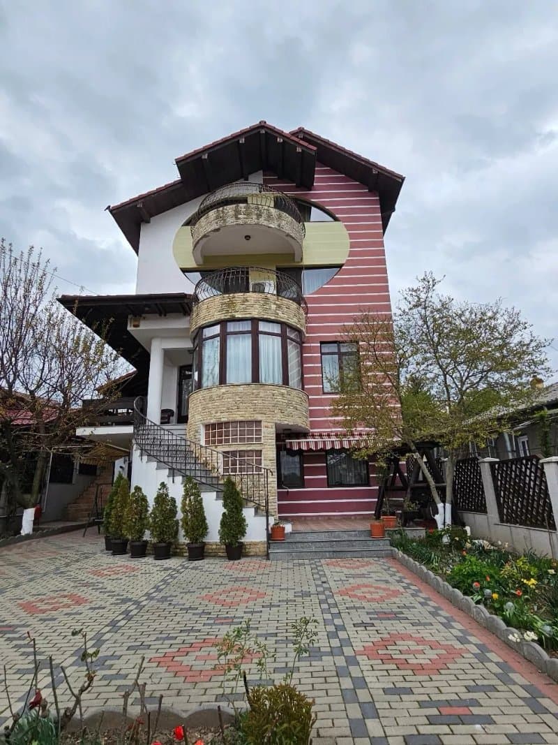 Ibis Tours Guesthouse