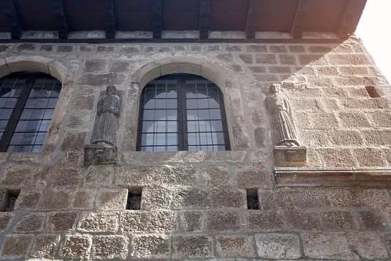 House of Two Saints