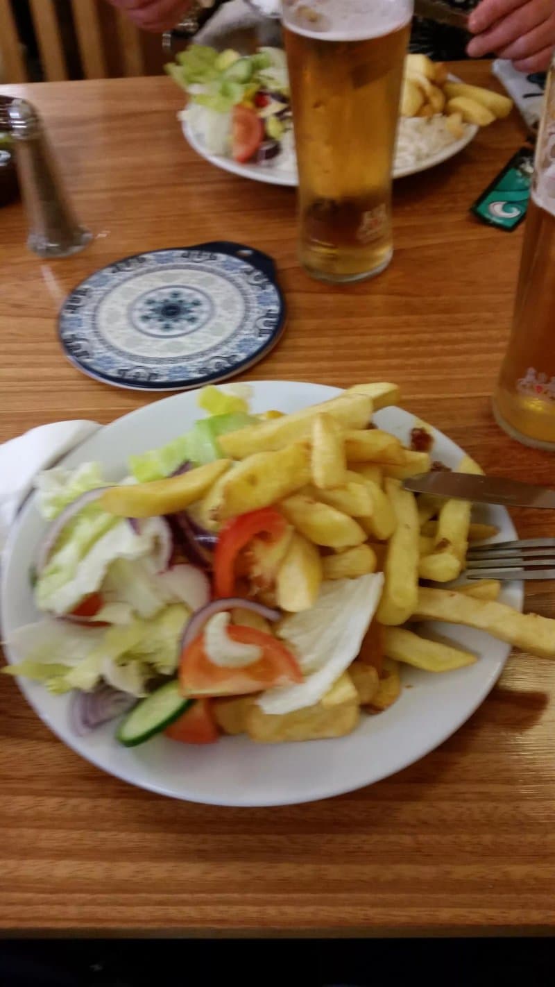 The Golden Lion, Horton