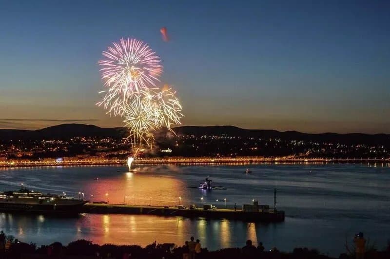 Cunard Apartments are located in Douglas, the capital of the Isle of Man.